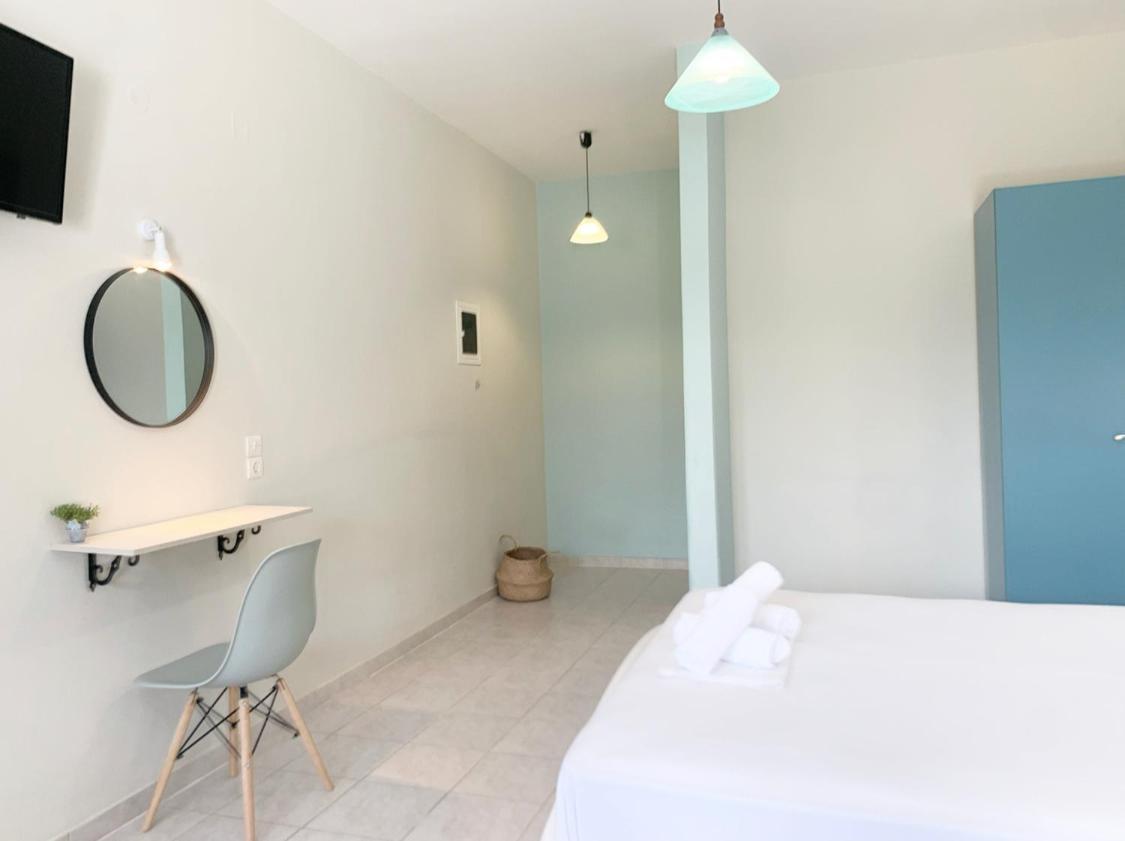 Ilias Apartments Финикунда Екстериор снимка