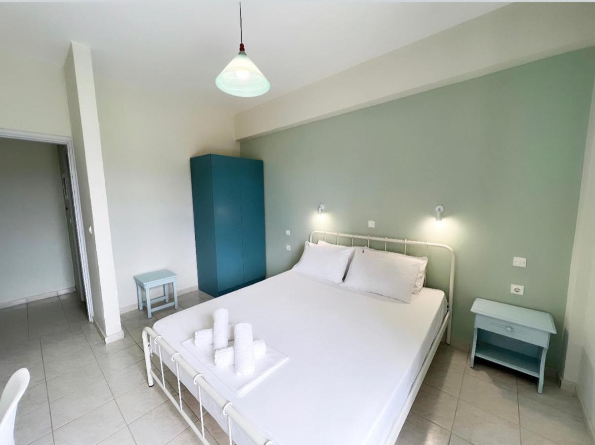Ilias Apartments Финикунда Екстериор снимка