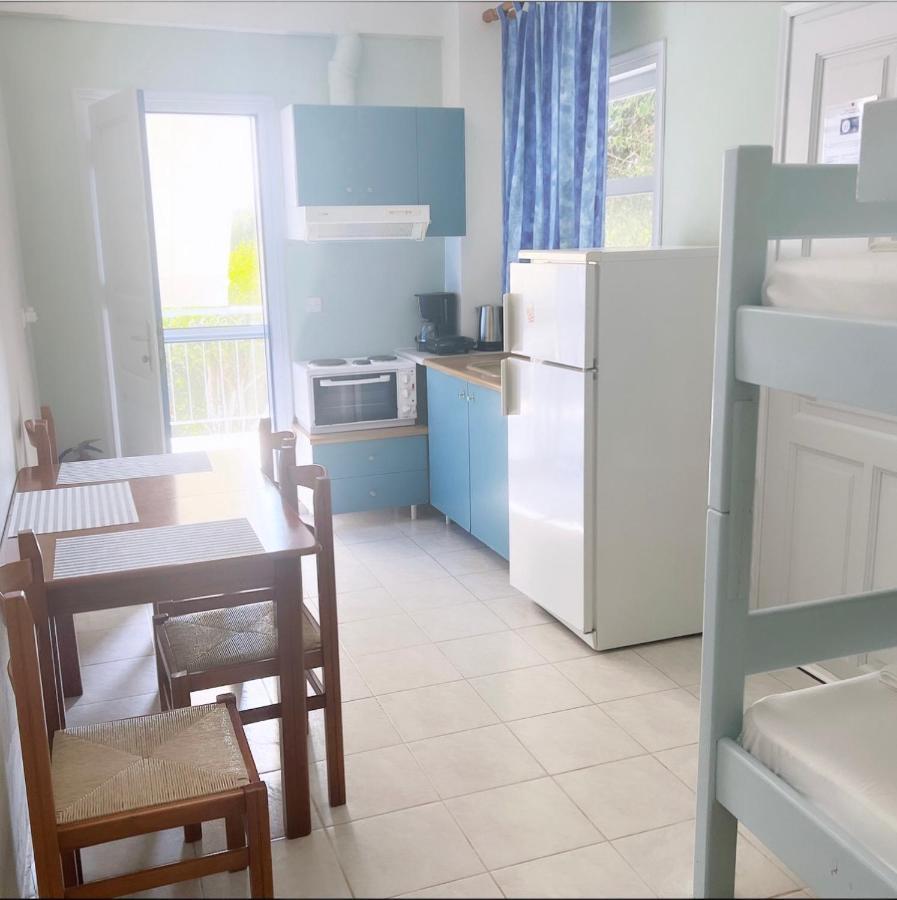 Ilias Apartments Финикунда Екстериор снимка